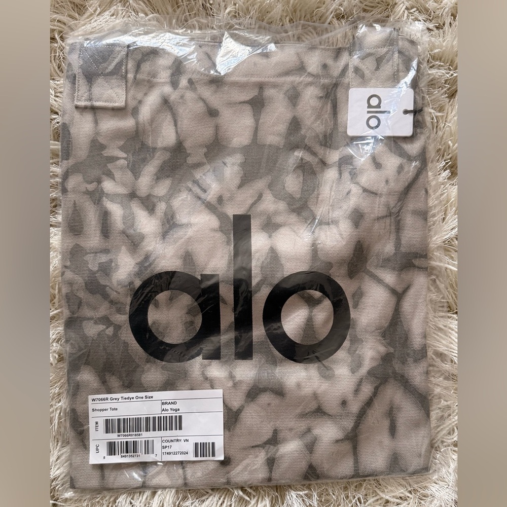 NWT Alo Tote Bag